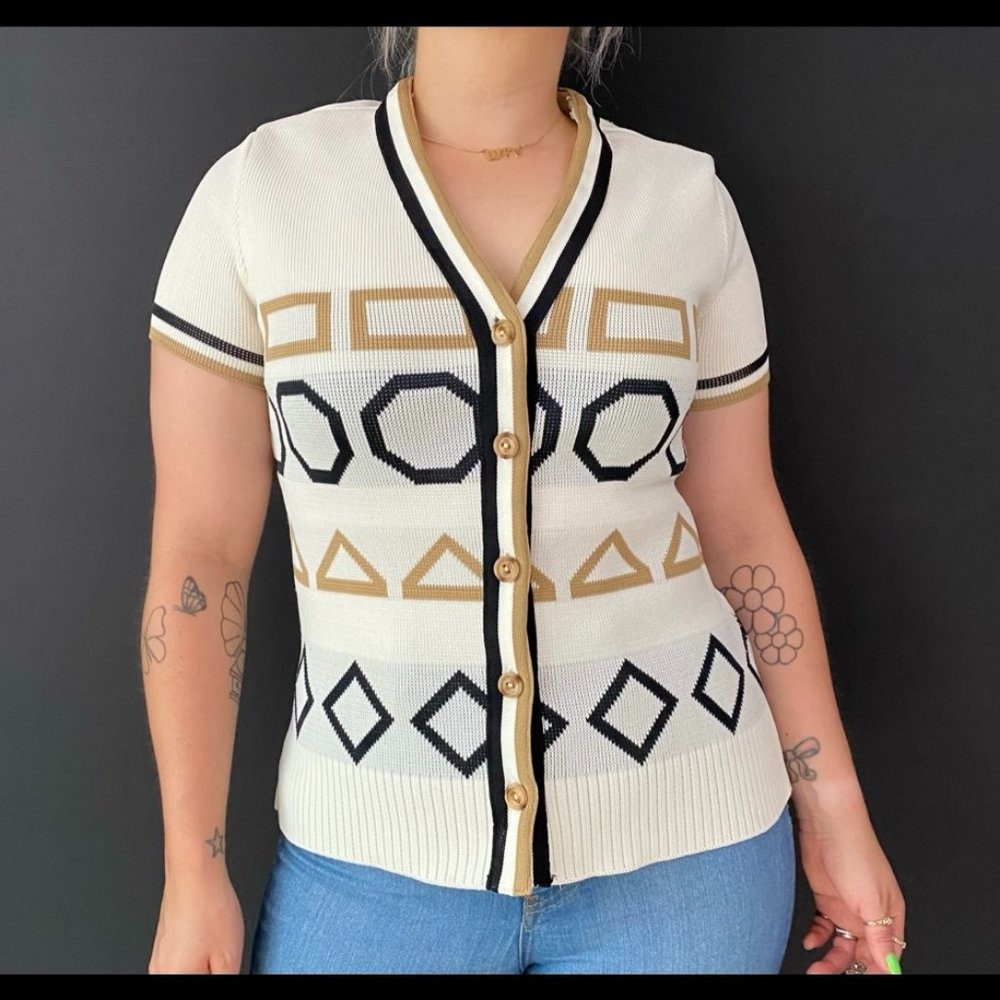 70s Verona Knits Geometric Button Front Short Sleeve Top